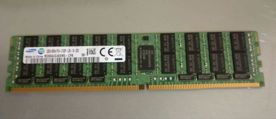 DDR4メモリ　PC4-2133P　32GB 4枚 計128GB　b