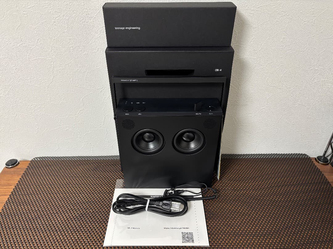 Teenage Engineering OB-4 Black 25年6月新品購入