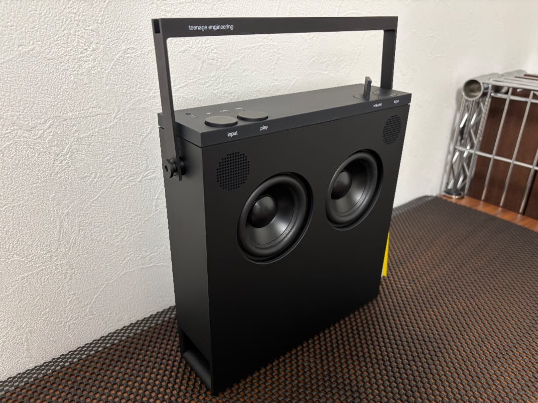 Teenage Engineering OB-4 Black 25年6月新品購入