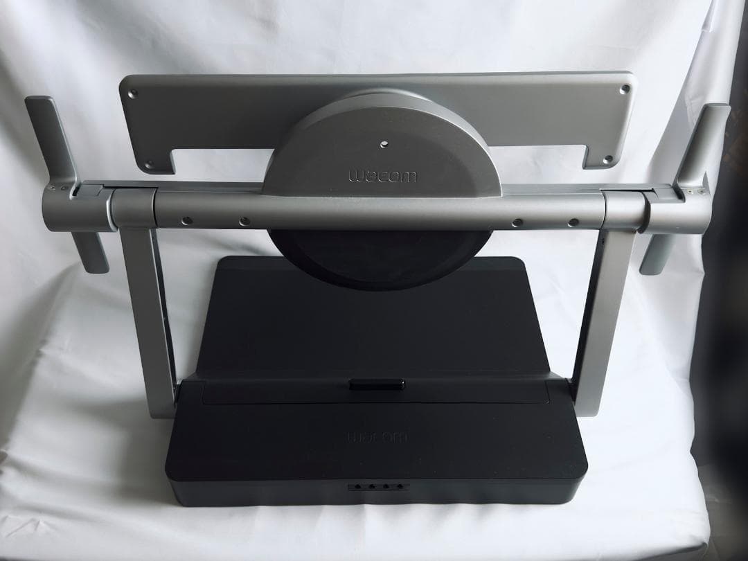 Cintiq Pro 24専用スタンド Wacom Ergo Stand