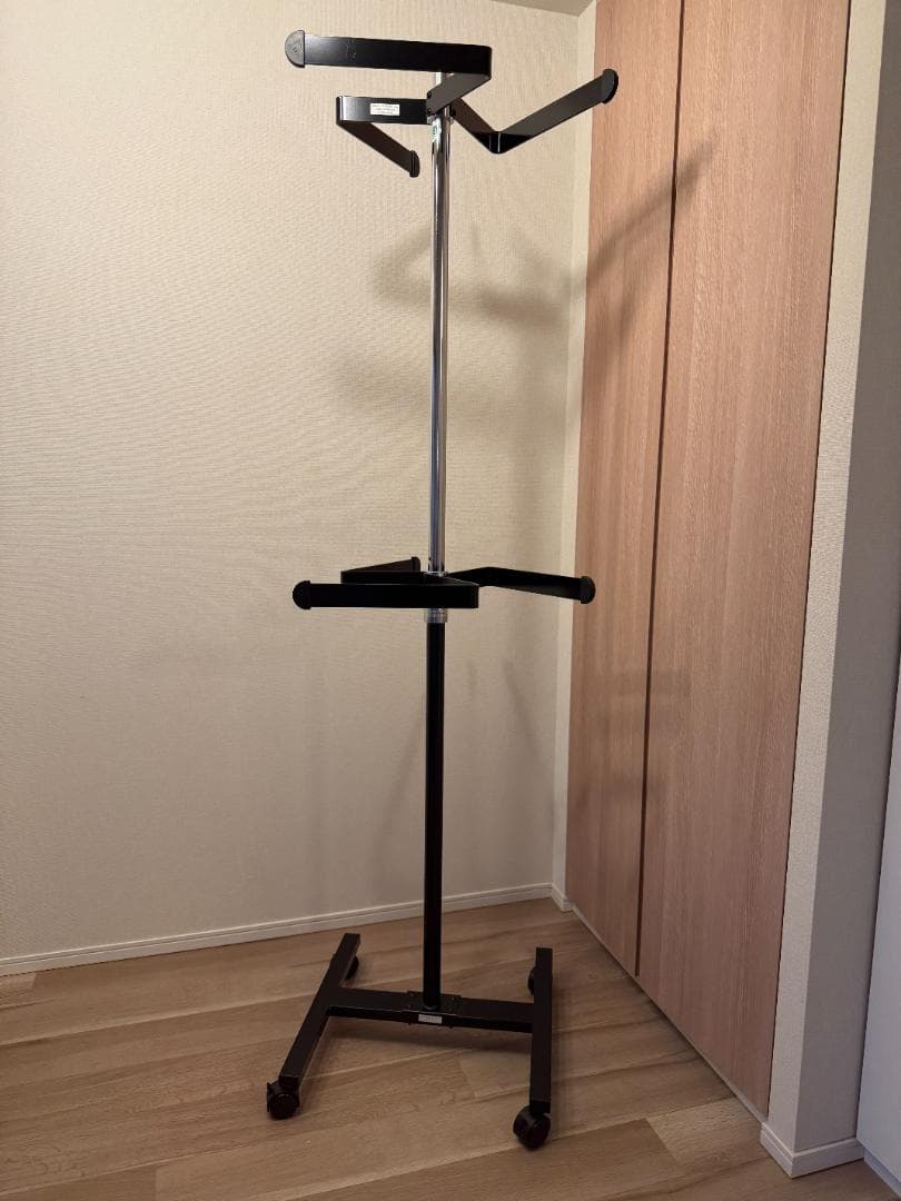 通販生活　フロンテア　回転ハンガー　森の服