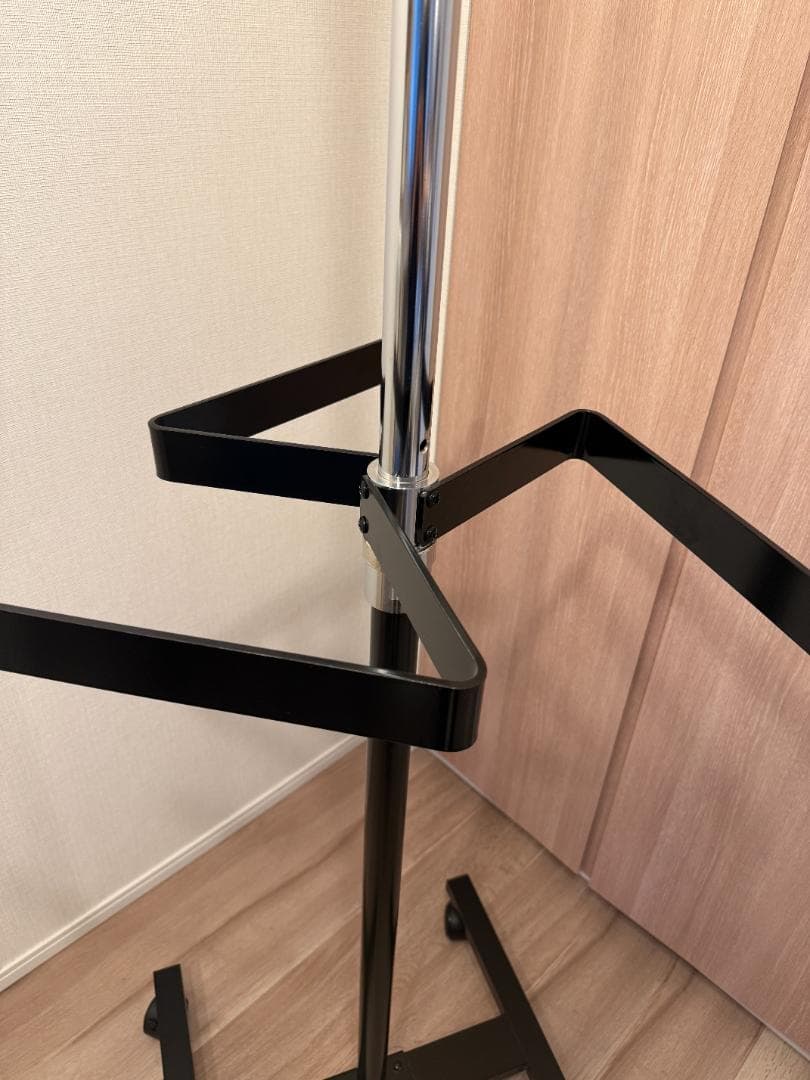 通販生活　フロンテア　回転ハンガー　森の服