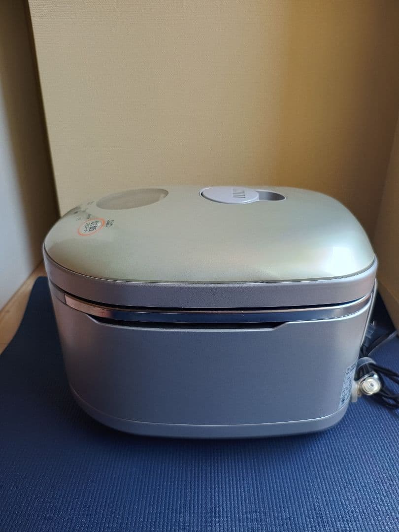 【Dawg】Rinnai 電子ジャー付きガス炊飯器 RR-055MST2