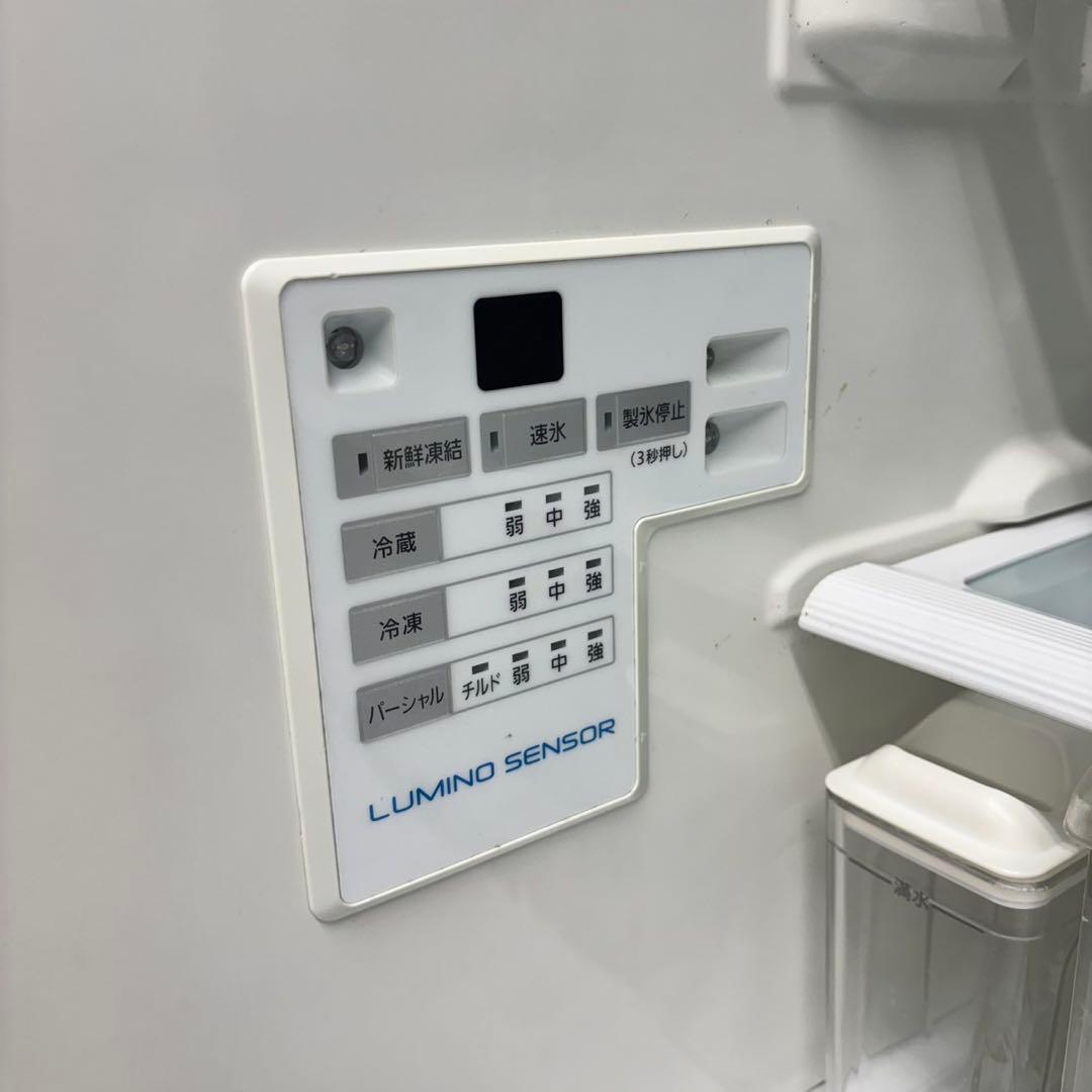 564 パナソニック　大型冷蔵庫　400L強　小型　家庭用　観音開き　自動製氷