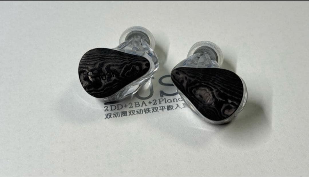 水月雨 MOONDROP x Crinacle DUSK