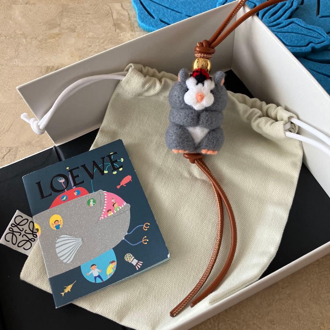 ロエベ　ハムスターチャーム