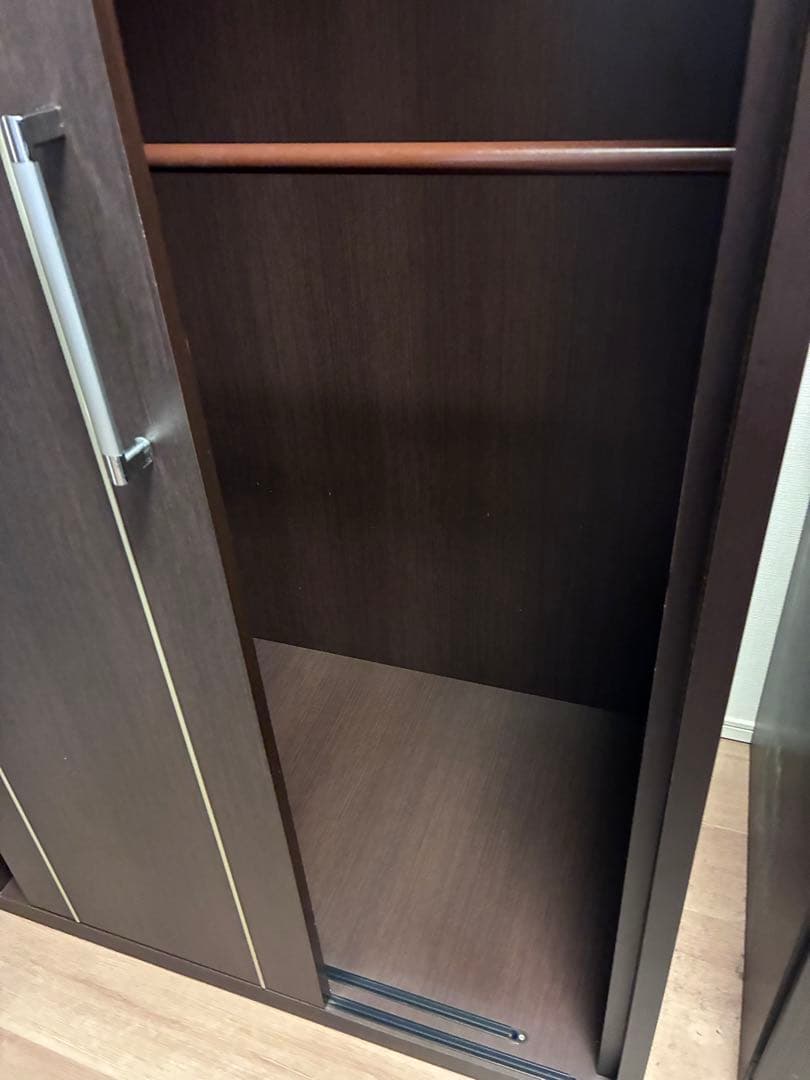 ワードローブ　収納　ダークブラウン