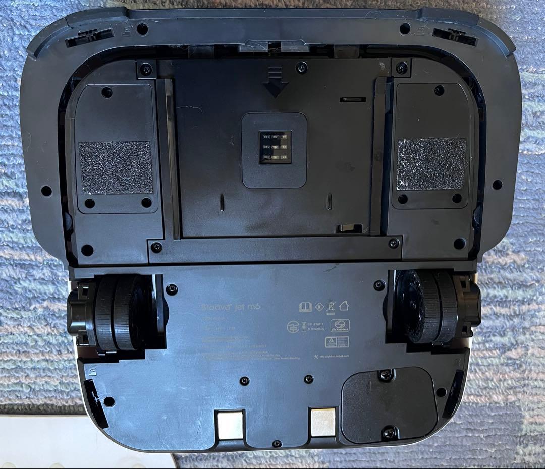 iRobot Braava jet m6 本体と付属品