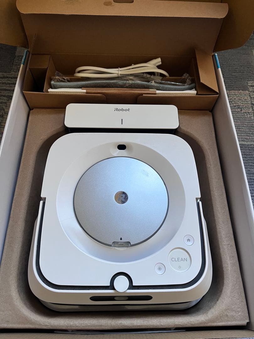 iRobot Braava jet m6 本体と付属品
