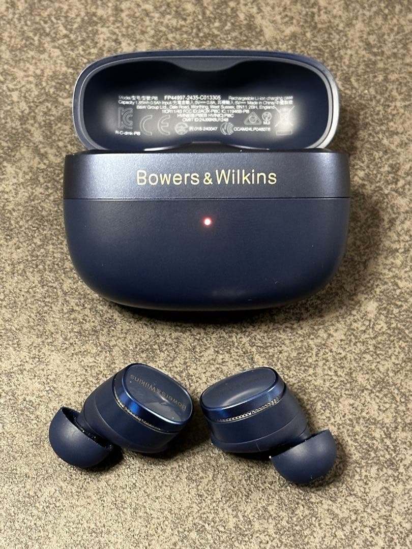 【ほぼ新品】Bowers & Wilkins PI8 ネイビー