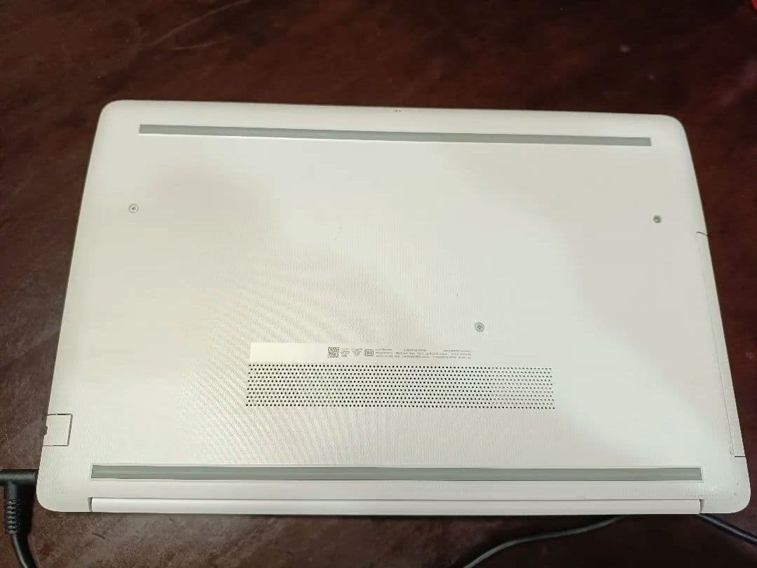 HPノート Ryzen3 2200U メモリ4GB SSD128GB Win11