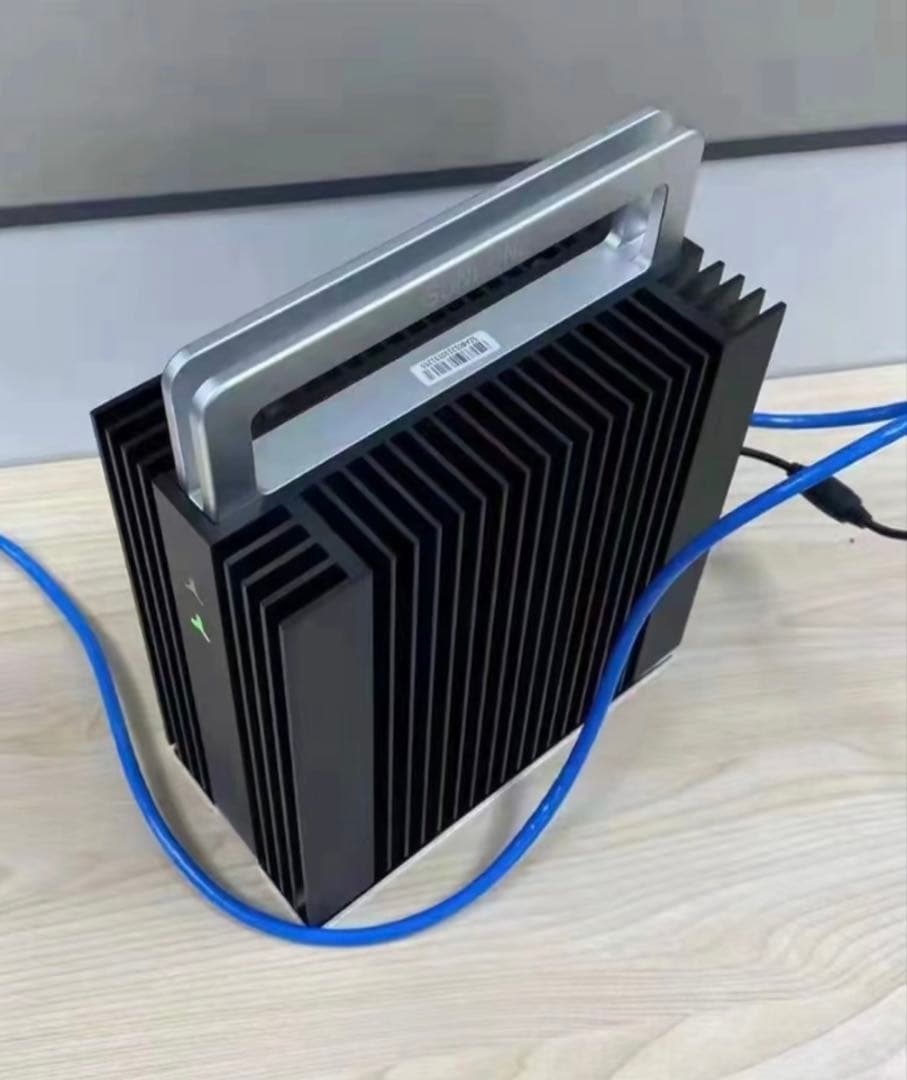 省エネ高性能！Jasminer X4 BRICK マイニングマシン