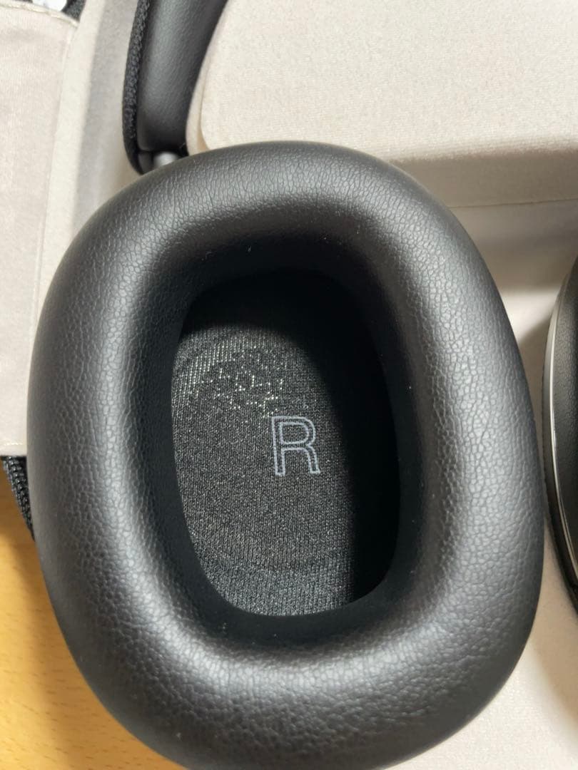 Bowers & Wilkins Px7 S2 ヘッドホン　ブラック