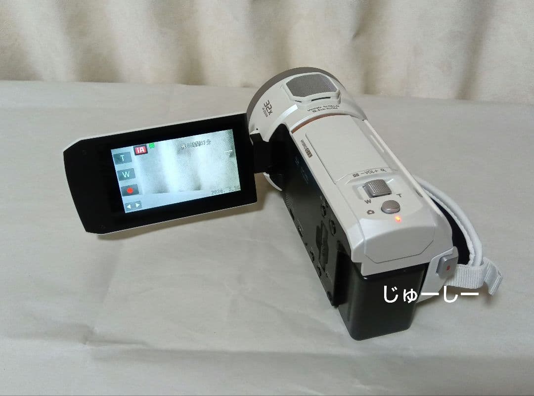 デジタル 4K ビデオカメラ　パナソニック　VX2M　ホワイト