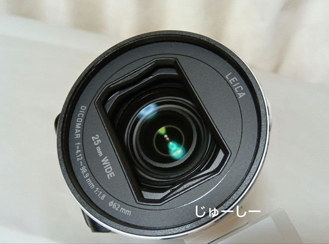 デジタル 4K ビデオカメラ　パナソニック　VX2M　ホワイト