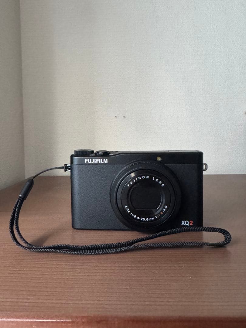 富士フィルム XQ2 ブラック