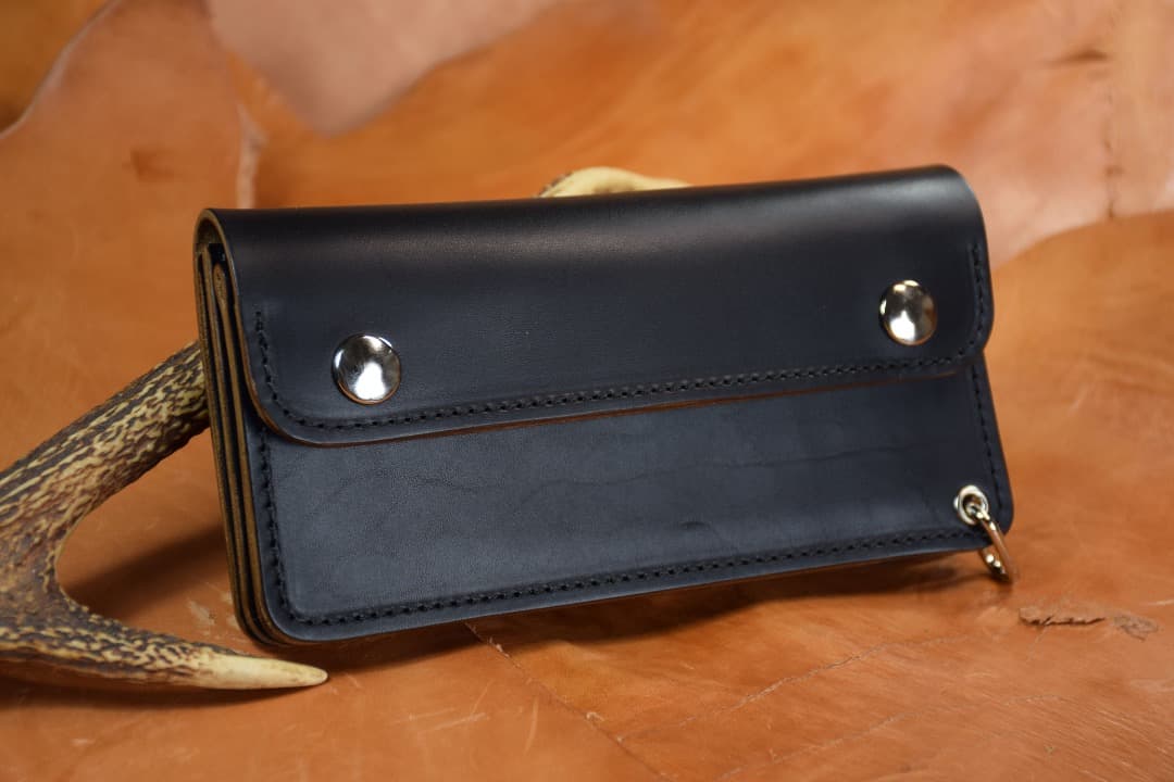 ⭐️タイムセール　トラッカーウォレット 　馬革 　ホースパット　茶芯　黒