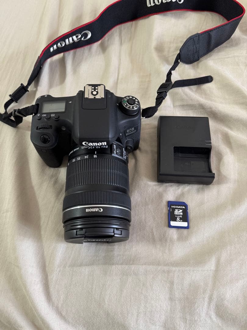 Canon 一眼レフカメラ EOS8000d SDカード付き