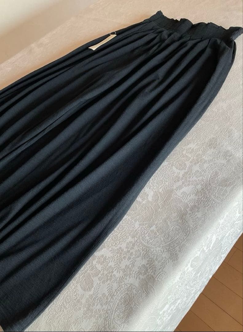 ヨーガンレール　ウールワイドパンツ　未使用品