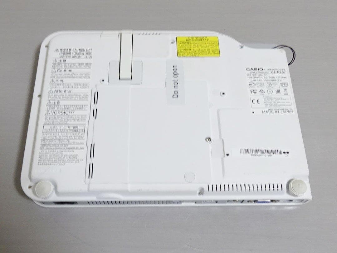 CASIO XJ-A257 スリムモデルプロジェクター ライト使用時間 271H
