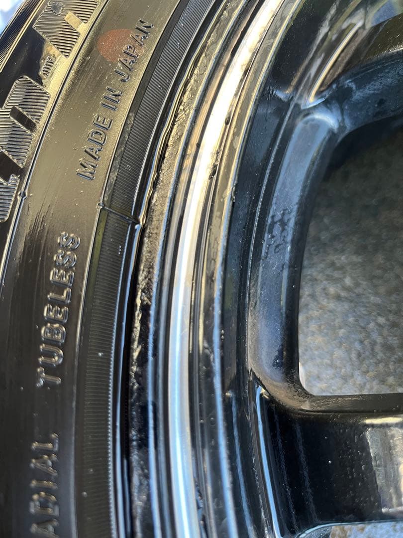 ヨコハマ ブルーアース付 17インチ タイヤホイール4本 ガリ傷あり 送料込