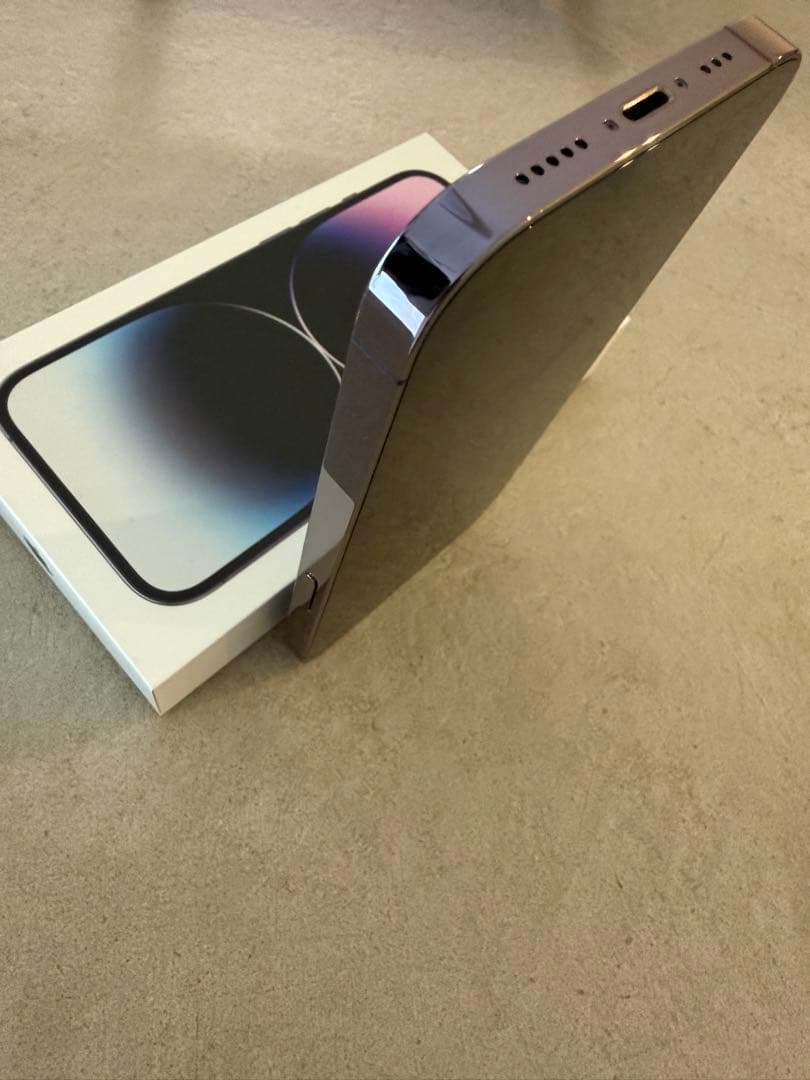 《美品》Apple iPhone14 Pro 512GB 本体 SIMフリー