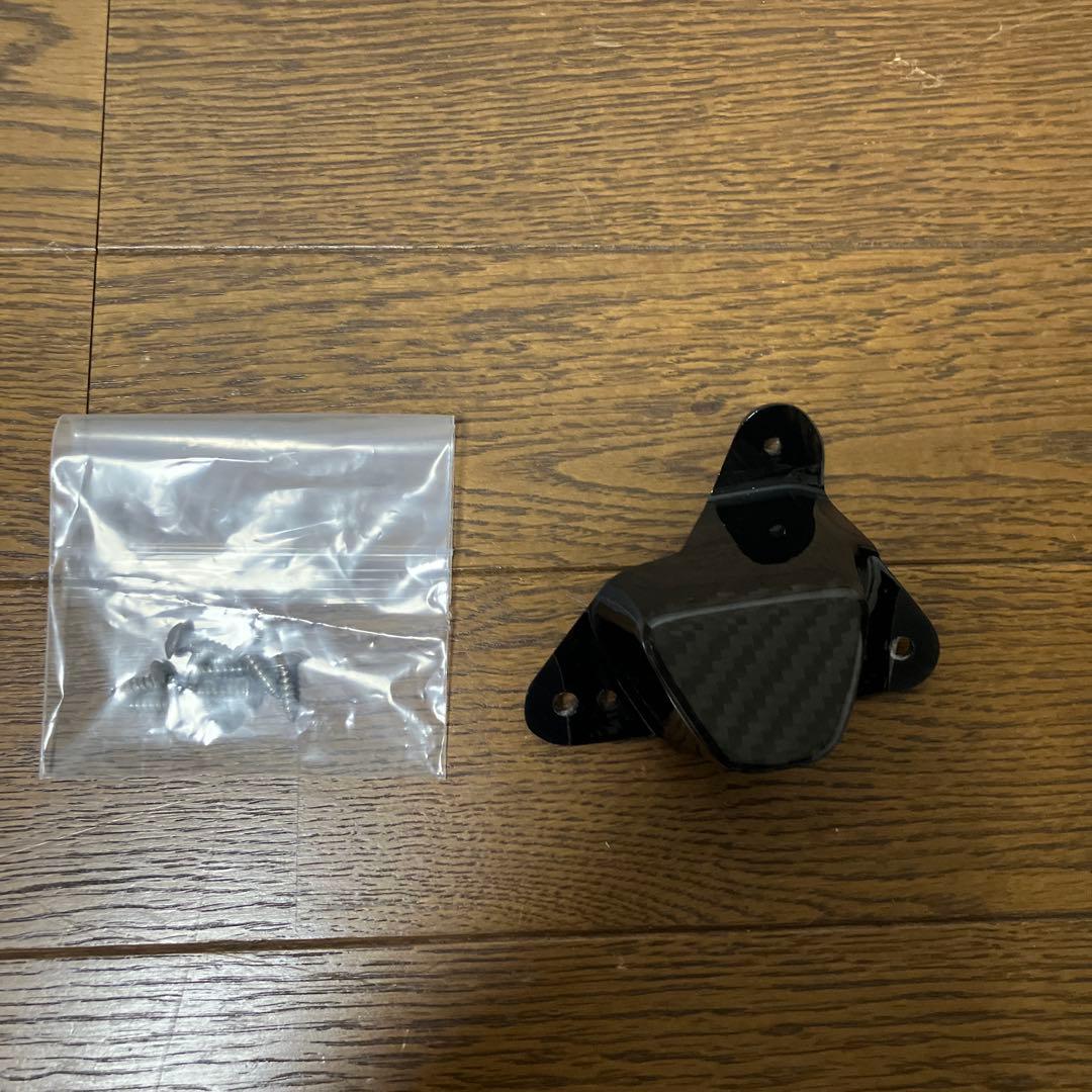 デリカD5 TGS カーボンセンターグリル