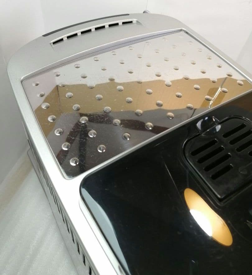 デロンギ　コンパクト　全自動コーヒーマシン　マグニフィカS　ECAM22110