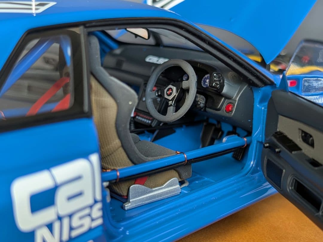オートアート 1/18 日産スカイライン GT-R R32 カルソニック #12