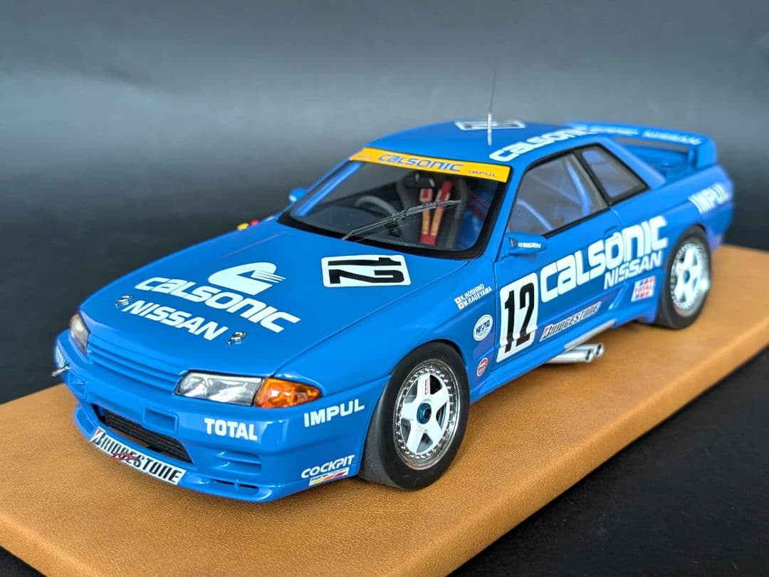 オートアート 1/18 日産スカイライン GT-R R32 カルソニック #12