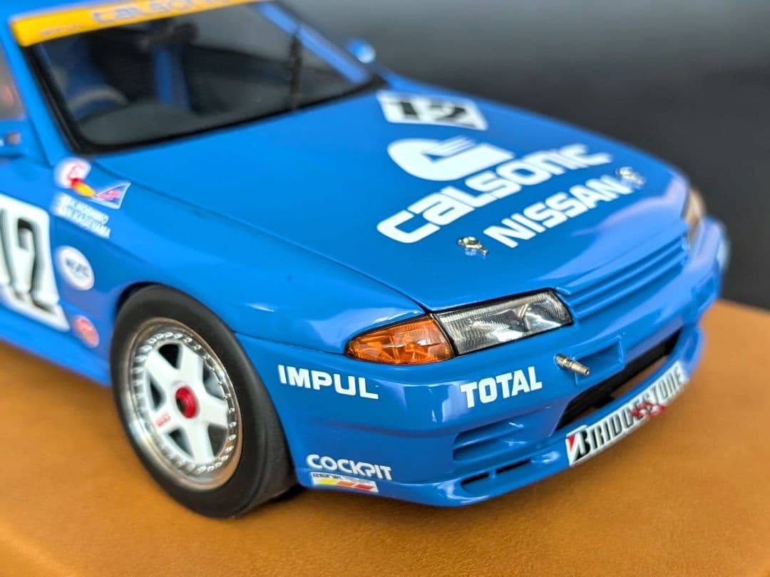 オートアート 1/18 日産スカイライン GT-R R32 カルソニック #12