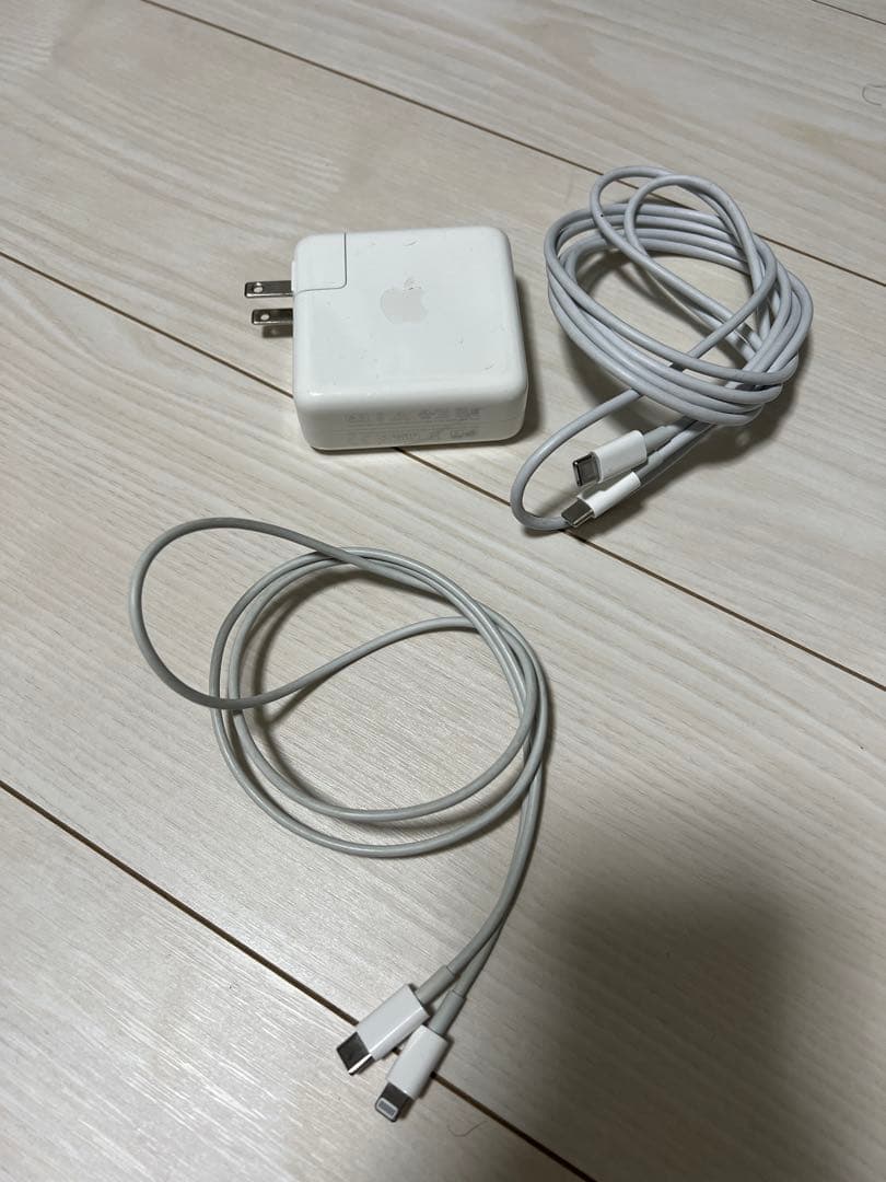 【美品】MacBook Pro M1 13インチ 8GB/256GB