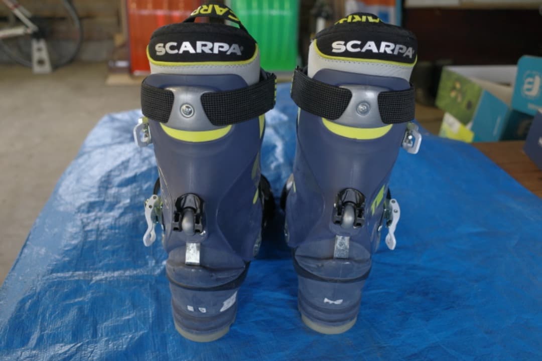 テレマークスキーブーツ スカルパ　T2eco