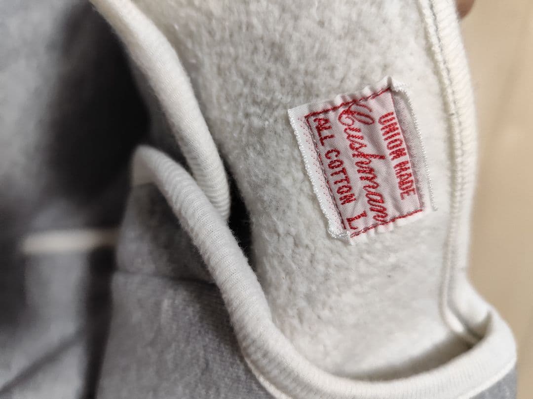 クッシュマン　ヘンリーネックトレーナー