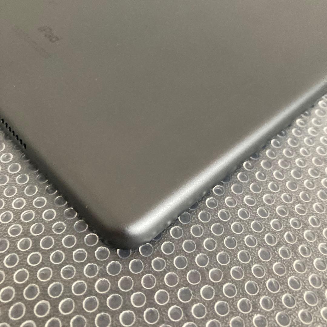2822【早い者勝ち】電池最良好☆iPad7第7世代 32GB WIFIモデル☆