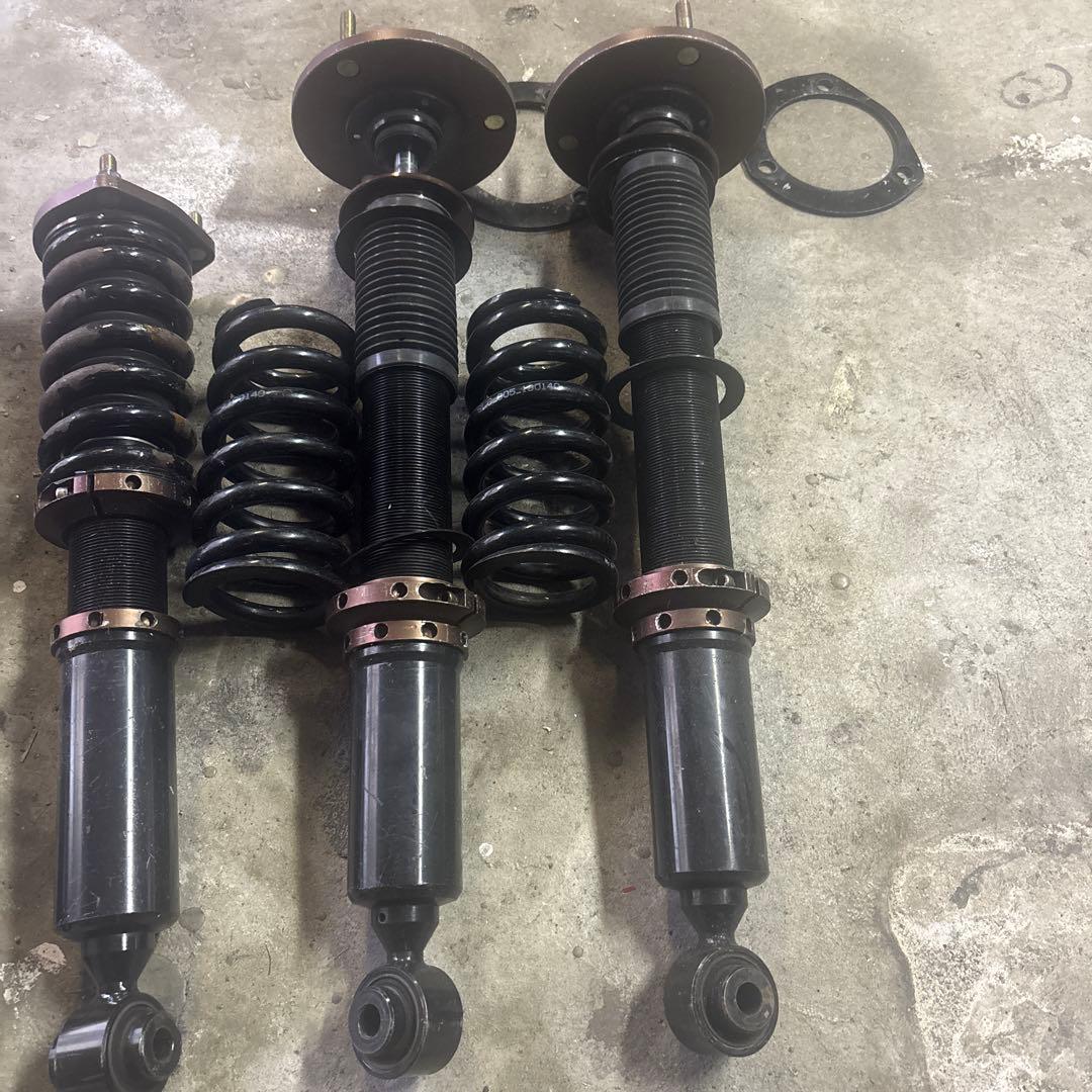 21クラウン 車高調 おそらく4WD用