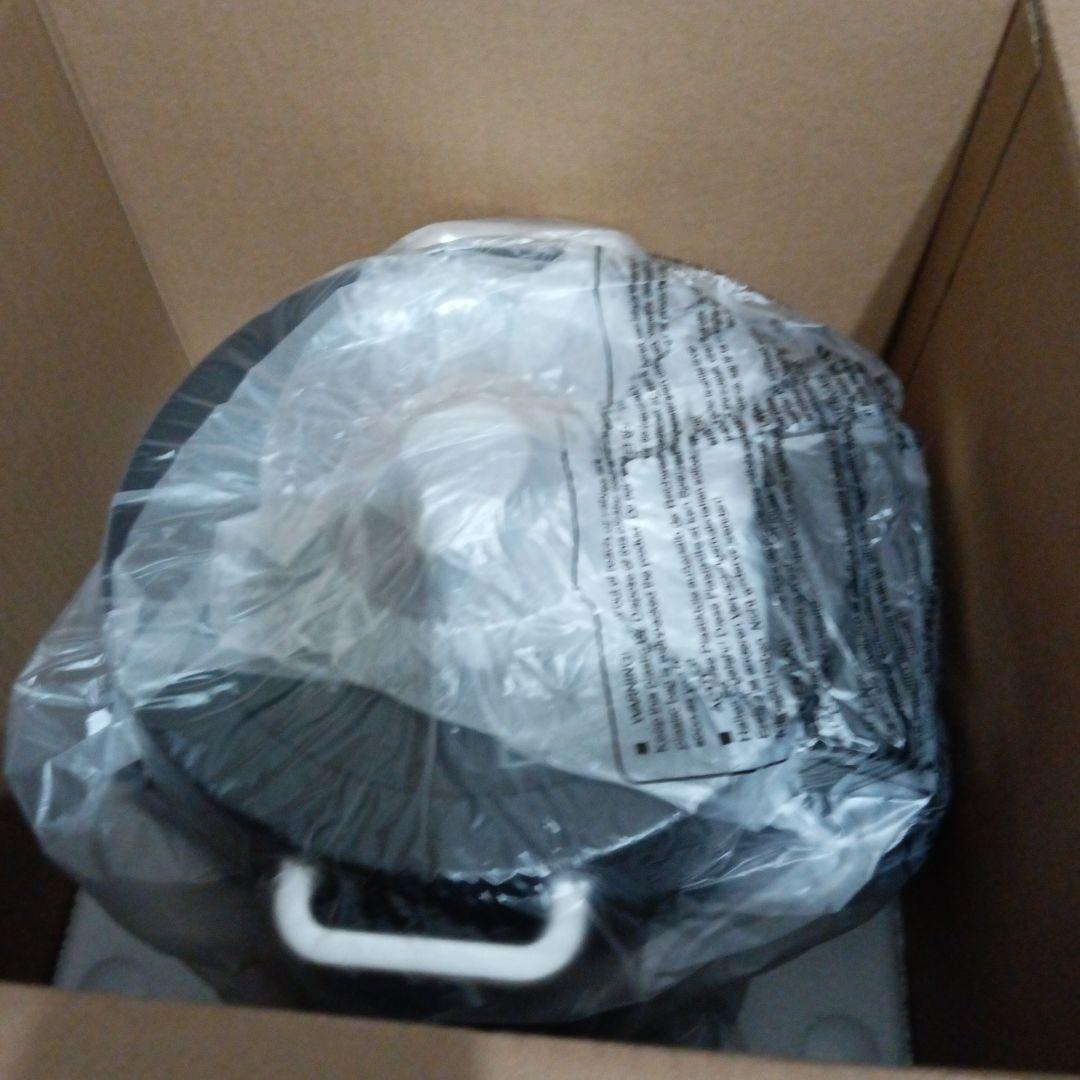 未使用品　アイリスオーヤマ電気圧力鍋2.2L