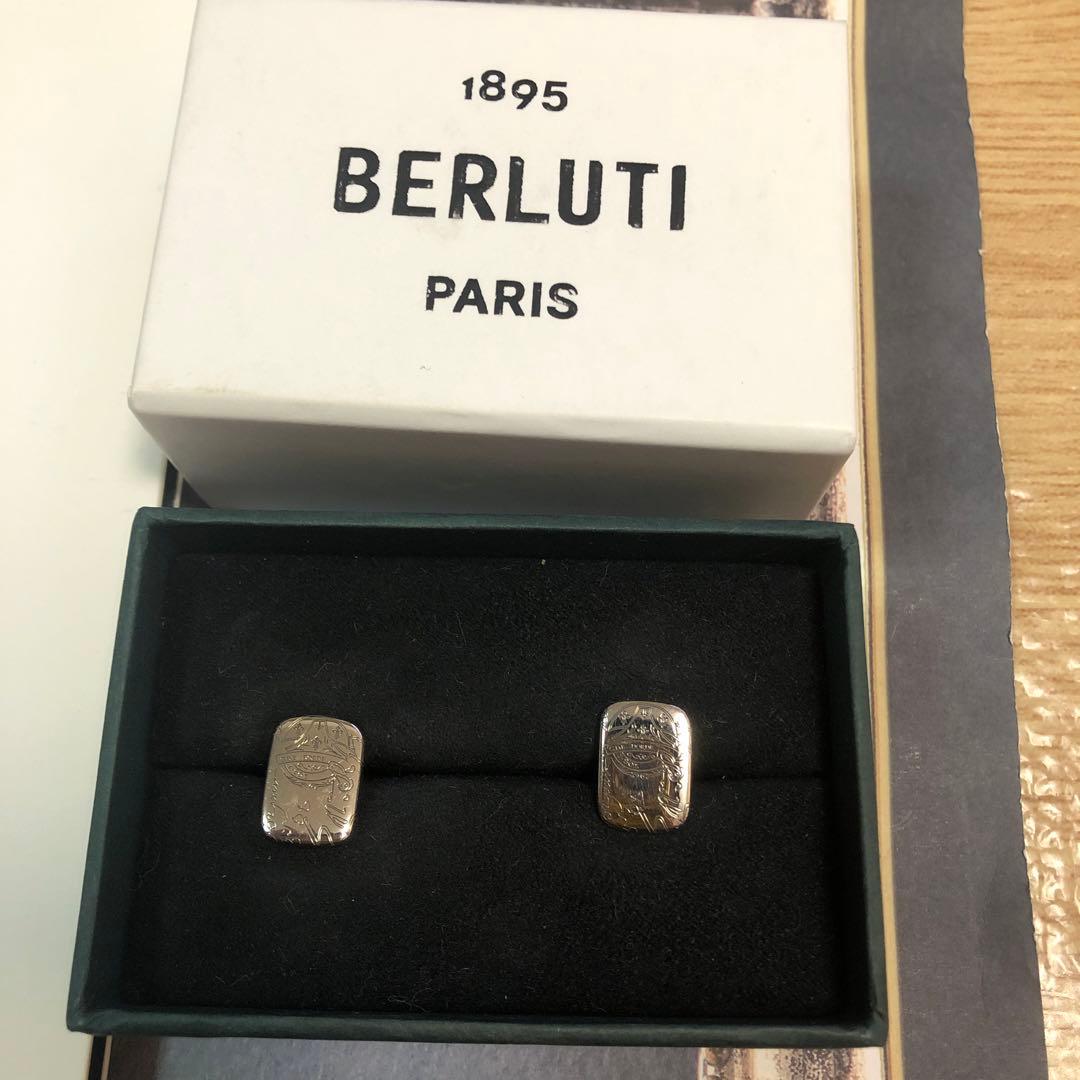 【せるお　美品】BERLUTI カリグラフィーカフリンクス シルバー