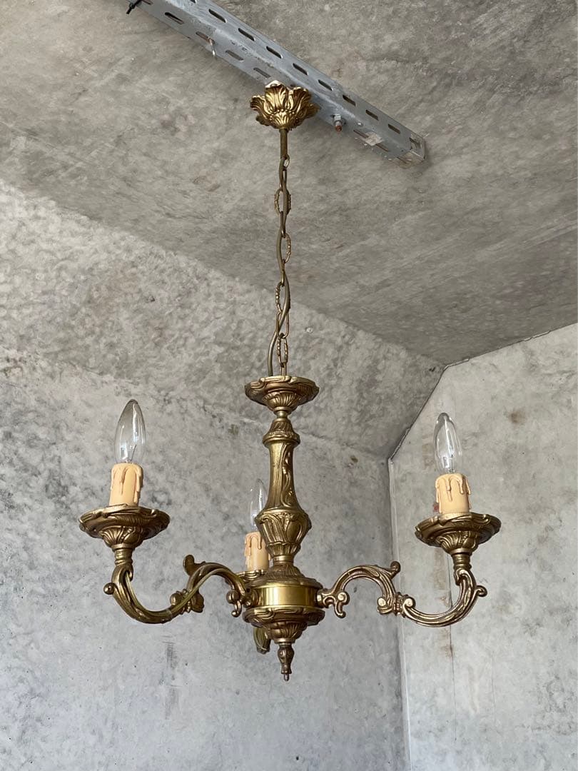 29. フランス アンティーク シャンデリア 3灯 キャンドル ライト 吊り下げ