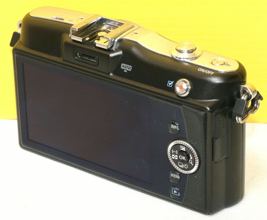 ⭐オリンパス E PM 1 ボディ⭐ブラック　 送料無料⭐