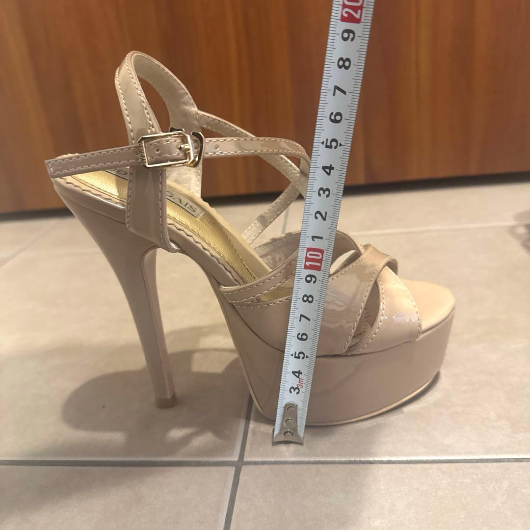 【美品】JOJO BRAGAIS ヒール 脚長効果 エレガント 入手困難