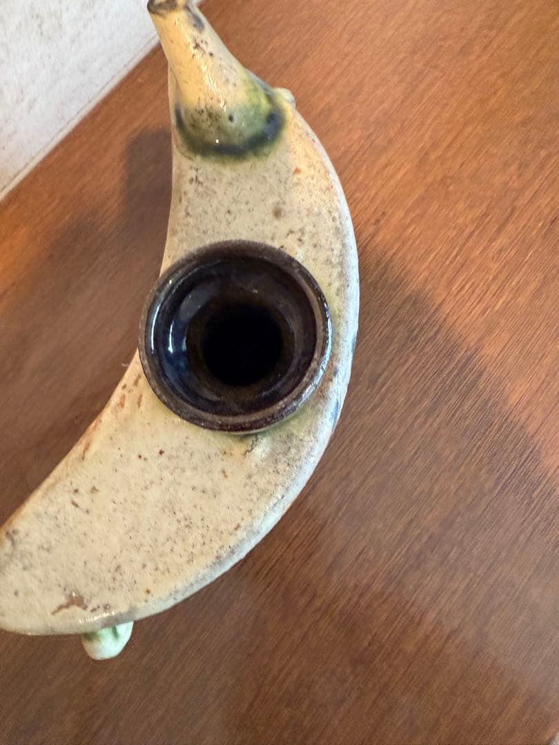 7/7まで出品　人間国宝　金城次郎　魚模様の陶器容器