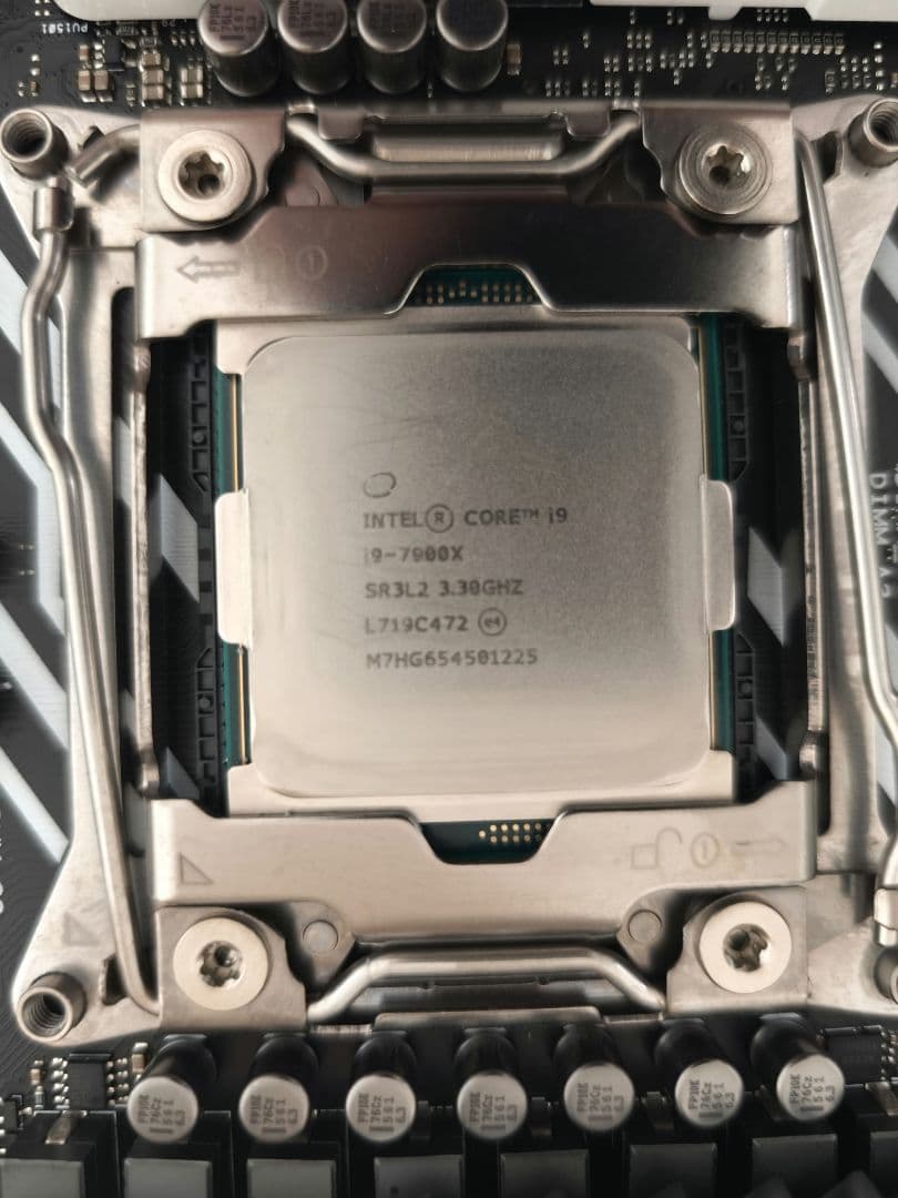 ASUS X299 Core i9-7900X マザーボード　CPU