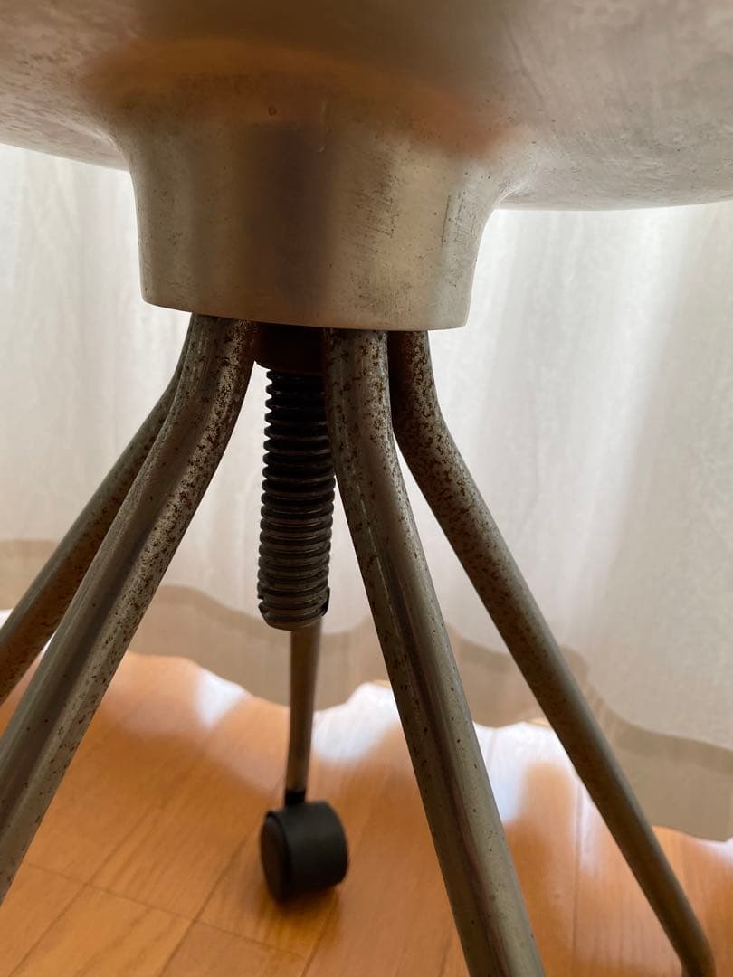 AMAT社　JAMAICA STOOL ヴィンテージ