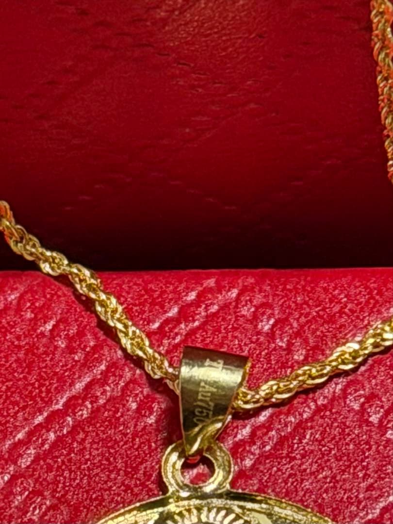 K18 St. Benedictゴールドメダル型ネックレス!