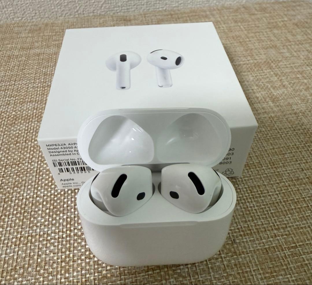 新品同様 AirPods 4 本体（箱あり）
