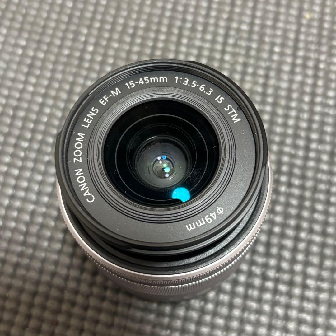 Canon eos M100 一眼レフ ダブルズームキット