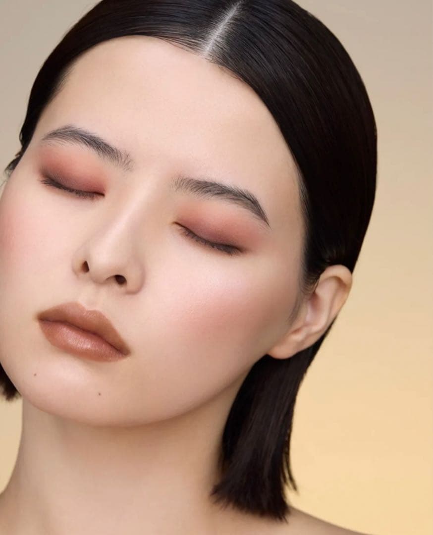 最終お値引き！アディクション　2025ホリデー限定！アイ＆ブラッシュパレット