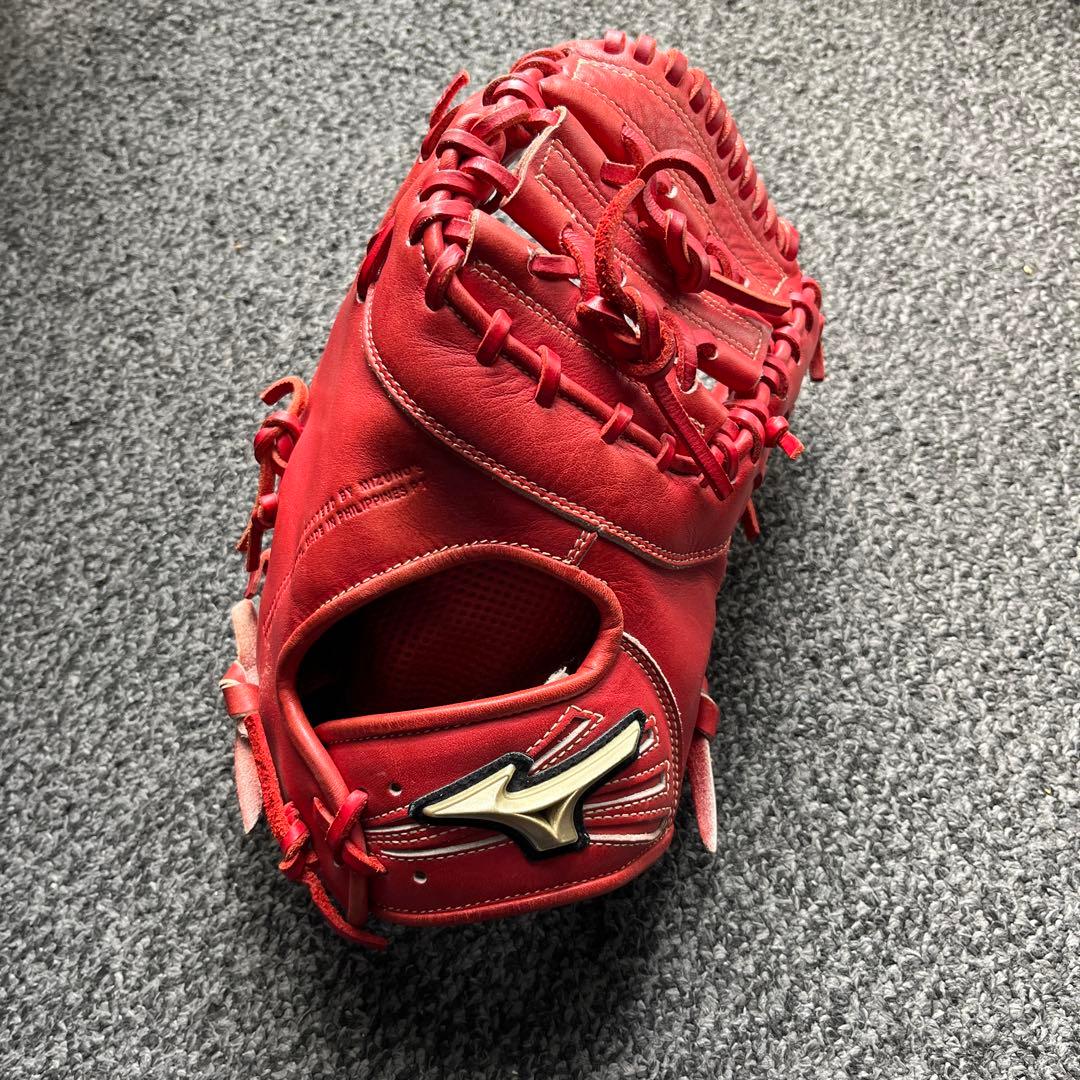 B*1様 Mizuno Global Elite 軟式ファーストミット