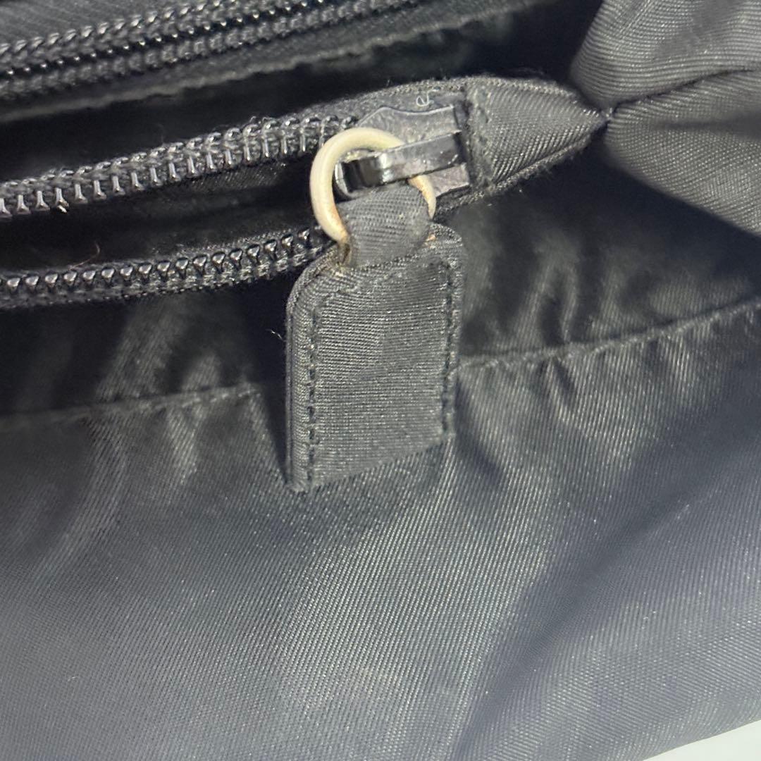 PRADA ナイロン トートバッグ ブラック 三角ロゴ 大容量 ハンドル傷あり